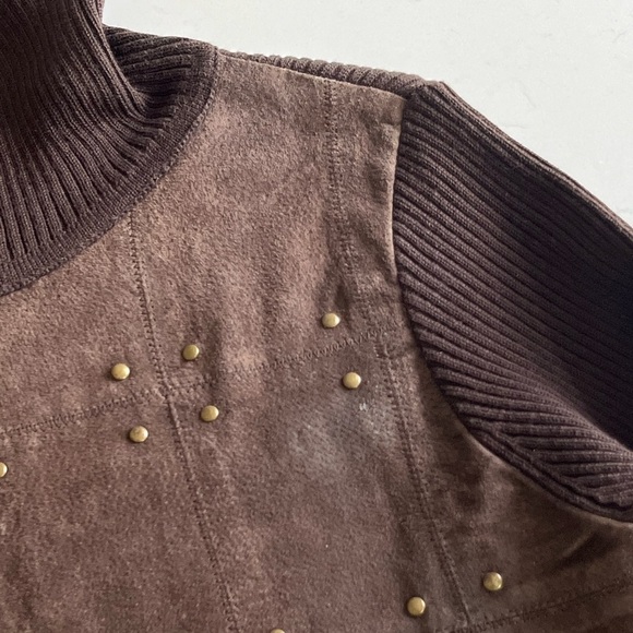 Vintage Suede Paneled Turtleneck - Picture 9 of 11